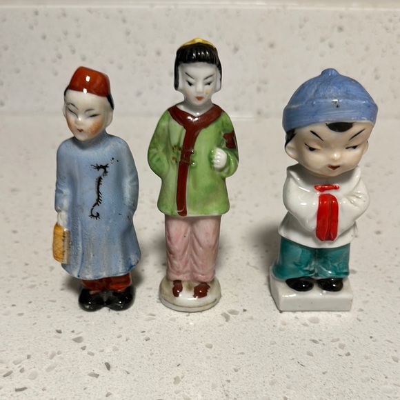 Vintage Ceramic Figurines Set - Picture 1 of 8